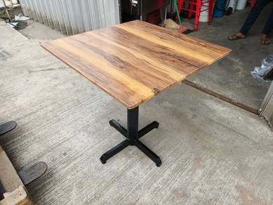 70cm isotop cafe table