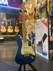 [BRAND NEW] Fender American Performer Strat Guitar