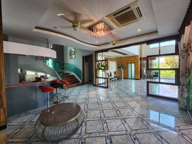 EXCLUSIVE 3.5 Storey Bungalow The Mines Resort City Seri Kembangan