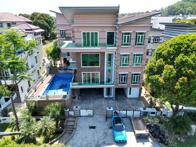 EXCLUSIVE 3.5 Storey Bungalow The Mines Resort City Seri Kembangan
