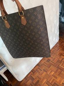 Rent Buy Louis Vuitton Epi Sac Plat Tote Bag