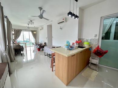 Southbank Residence Corner Unit 2 Car Park Fully Furnished and Reno
