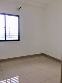 Skyvilla D'Island Puchong South Basic Unit Lake View