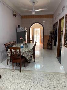Nice single storey terrace Corner lot in Jalan rasah for sale