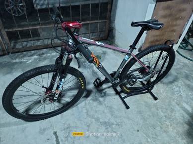 Trinx m520 best sale 29er specs