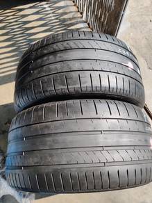 TTH 285 40 19 Pirelli pzero Panamera