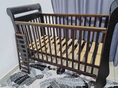 Katil bayi outlet second hand