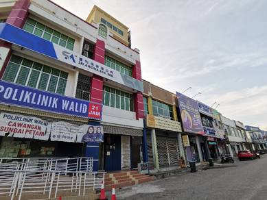 FACING MAINROAD 2 Combining Unit Tenanted 2.5 Sty Shop TF Value Mart