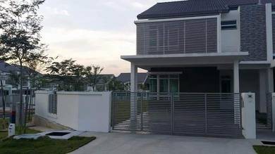 Freehold Corner Superlink House Laman Cempaka Kota Seriemas Nilai