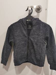 Black Sweater/outer wear