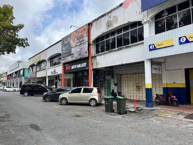 1.5 Storey Light Industry Shoplot For Sale
