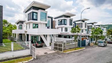 Bungalow-House-for-sale-Sikamat-Negeri-Sembilan-1
