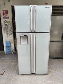 4door fridge jenama Hitachi water dispenser