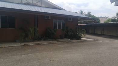 Bangunan Pejabat berserta blok latihan, Workshop di Pelabuhan Kuantan