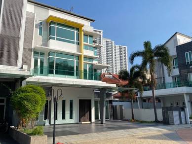 [TERMURAH !! ] 3 STOREY SEMI D with lift LAMAN DAMAISARI, MONT KIARA