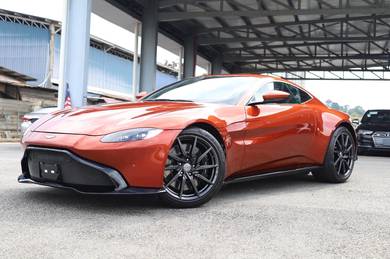 Aston Martin VANTAGE 4.0 V8 *9k km FullyLoade