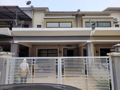 Double Storey Terrace, Perdana College Height, Mantin, Negeri Sembilan