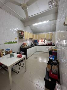 USJ 3 (24x65+9’) End Lot 1.5 Storey Gated Guarded Kitchen Extended