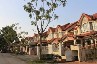 Bandar Bukit Puchong 2 | 2 storey | Low deposit | 100% Loan | Puchong