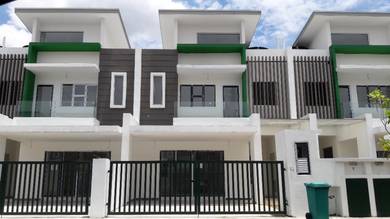 [Below ✅bank value -10%] 2sty House in clover home semenyih (24x70)
