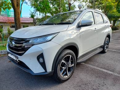 Perodua Aruz (AT)