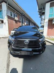 Toyota innova 2.0cc auto 8 seater KKIA AIRPOR