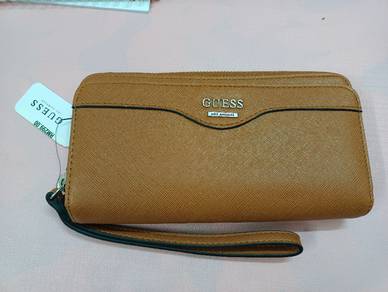 Purse best sale guess malaysia