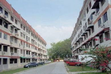 Low Floor Ipoh Garden East Flat  For Rent