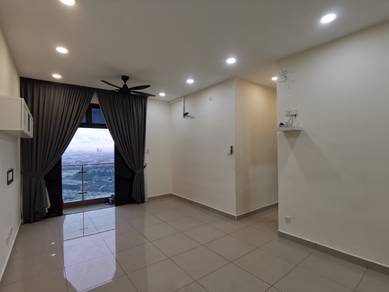 D Summit Residences 3 bedroom 2 bathroom for Rent Private Lift