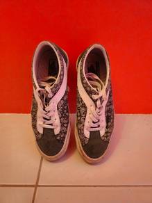 Vans hotsell ultracush malaysia