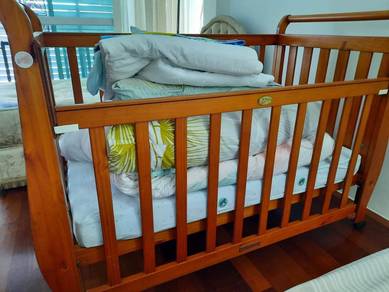 Pamco sales baby cot