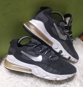 Nike hotsell 270 malaysia