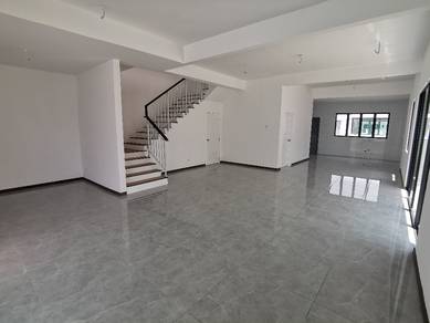 END LOT WITH LAND Double Storey Terrace SENNI Bukit Banyan For Sale