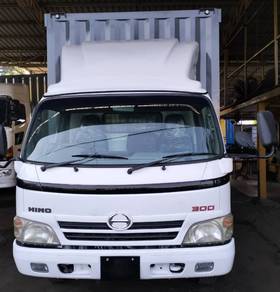Hino Hino XZU Rebuild Lorry full loan