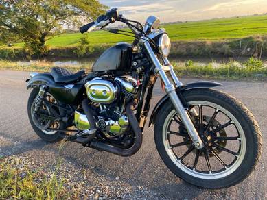 Harley davidson deals iron 883 mudah