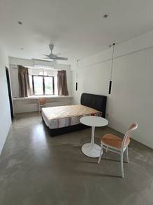 Rooms at Putri Indah Condo, Stulang, JB Town ~Nice Renovated, near CIQ