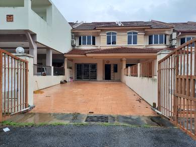 Size 20x105, Park 5 Cars - Taman Sri Putra Mas, Bukit Rahman Putra