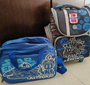 Astro kid store school bag