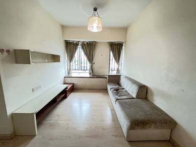 University Utama Condo Ph 1 | 2 Rooms | 510sf | Near Entrance