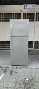 2door Fridge refrigerator jenama LG 422L