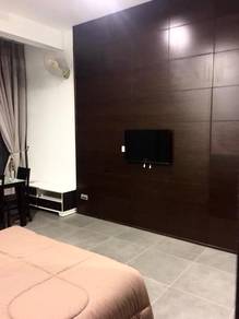 Empire Damansara Damansara Perdana (RENO F/F STUDIO MID FLR NICE VIEW)
