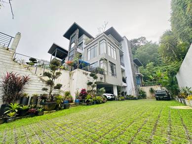Bungalow 3.5 Storey Damai Jaya  Alam Damai Cheras Kuala Lumpur.