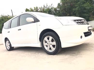 Nissan GRAND LIVINA 1.6ST-L(A)IMPUL BODYKIT/LEATHR