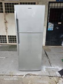Hitachi fridge refrigerator peti sejuk 2d peti ais