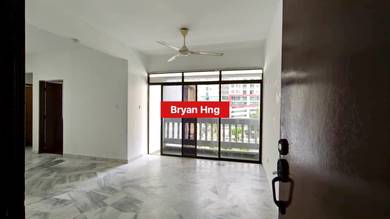Desa Daya At Bukit Jambul Renovated 1 Car Park Freehold ( Full Loan )