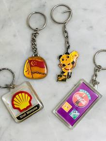 LOT Vintage Keychains - Assorted