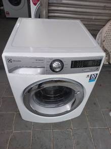 Jenama electrolux front load 9kg washer inverter
