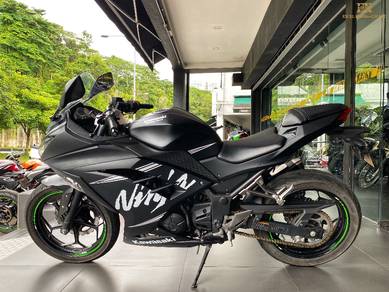 Kawasaki 250 deals ninja 2017