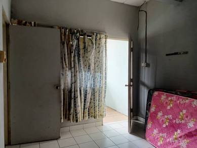 Taman Ujana Kingfisher DS Terrace Intermediate House for Sale