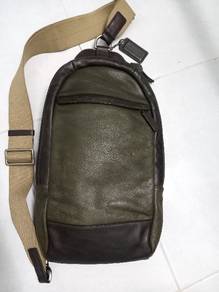 Found 192 results for leather sling bag Find Almost Anything for